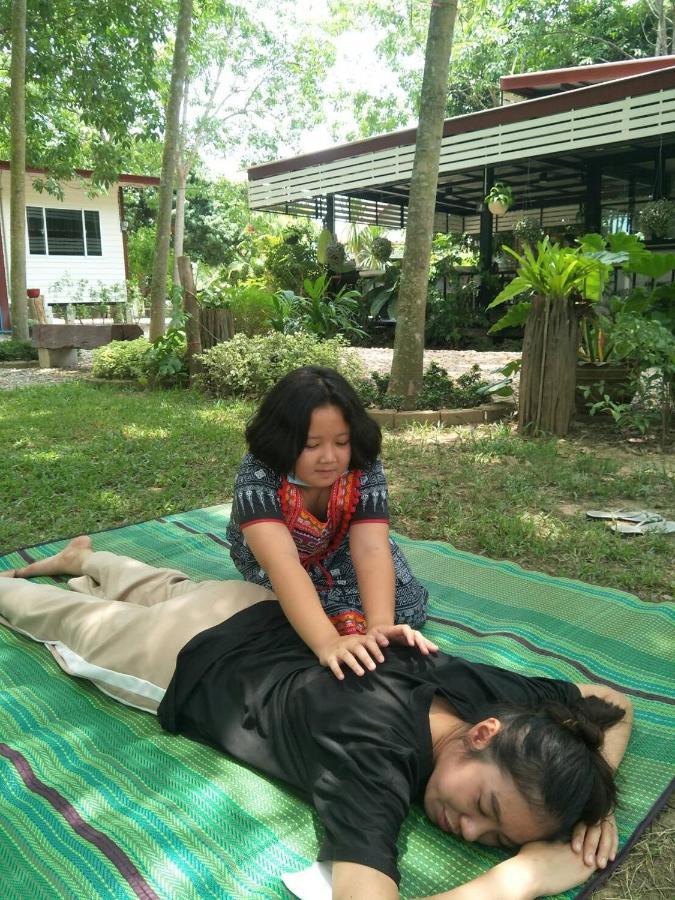 Sameikei Homestay Phrae Bagian luar foto